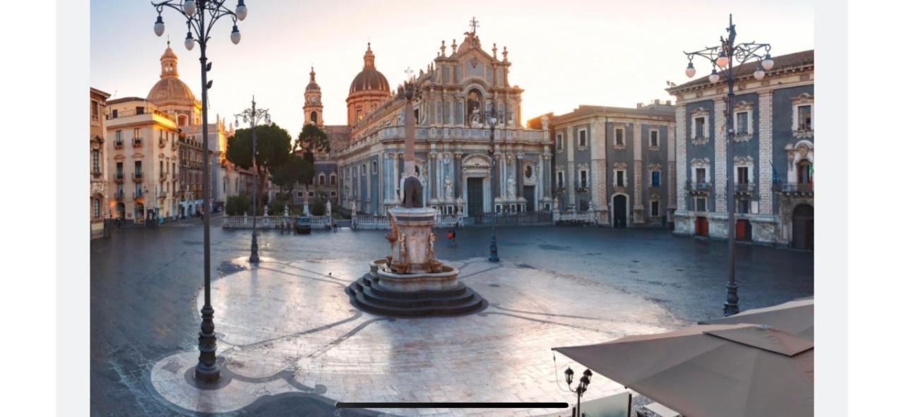 Didi House Duomo Apartment คาตาเนีย ภายนอก รูปภาพ