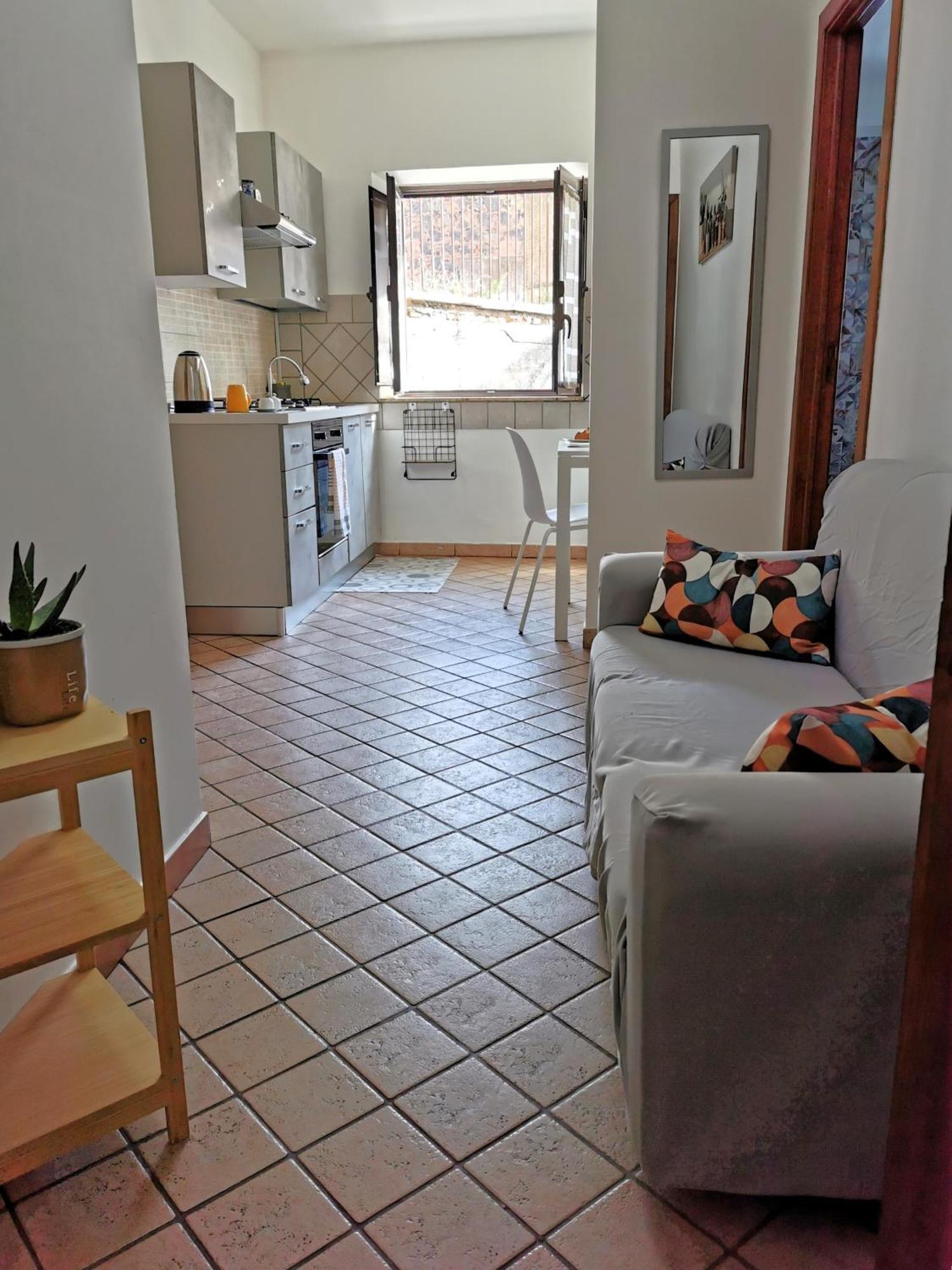 Didi House Duomo Apartment คาตาเนีย ภายนอก รูปภาพ